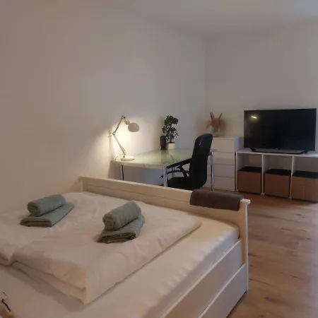 Rooftop - Doppelzimmer Deluxe In Gemeinschaftsunterkunft Weinberg R3 Ulm