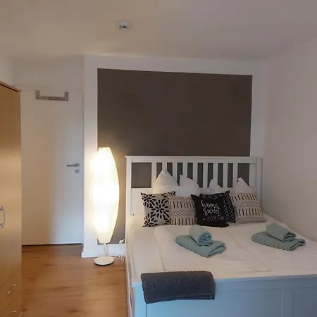 Rooftop - Doppelzimmer Deluxe In Gemeinschaftsunterkunft Weinberg R3 Ulm